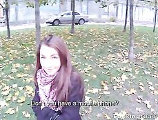Girl Convinced To Give Him Head And Fuck Outdoors