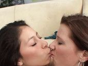 Girls Tasting Tits And Cunts With Talented Tongues